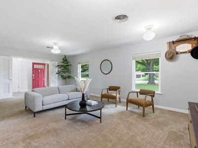 Primary bedroom at 1215 W Live Oak ST - 3 bed 2 bath home