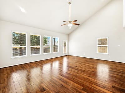 Property photo 4 at 1217 Daylily LOOP - 4 bed 3 bath home
