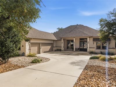 Living area at 1218 Game TRL - 3 bed 2 bath home