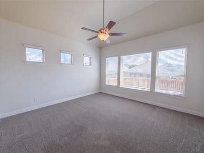Property photo 4 at 122 Bluehaw DR - 4 bed 3 bath home