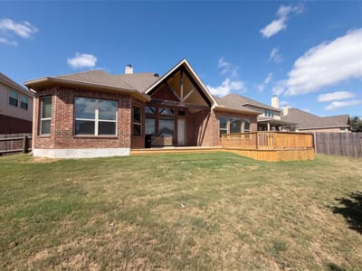 Property photo 5 at 122 Bluehaw DR - 4 bed 3 bath home
