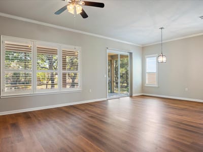 Property photo 5 at 122 Dan Moody TRL - 3 bed 2 bath home
