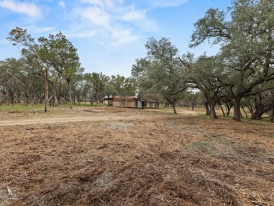 Living area - 122 Winding Creek Rd Living area at 122 Winding Creek Rd - JAMES H. JOHNSON, Spicewood, TX