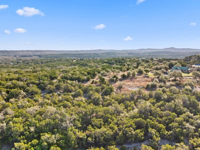 Living area at 1220 Overland Stage RD - Stagecoach Ranch Sec 2, Dripping Springs, TX