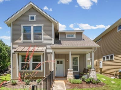 Living area at 12200 Tawny Farms RD Unit #139 - 3 bed 2 bath home