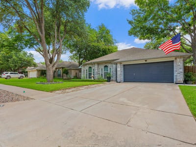 Kitchen at 1221 Bell Rock CIR - 3 bed 2 bath home