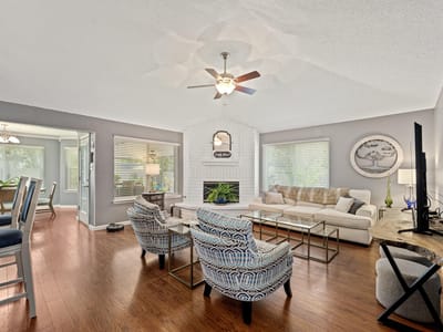 Primary bedroom at 1221 Bell Rock CIR - 3 bed 2 bath home