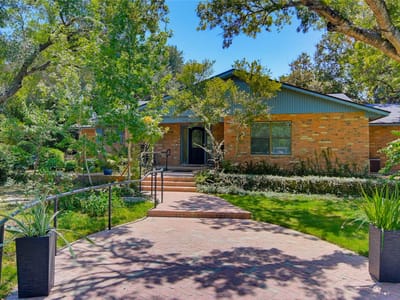 Property photo 2 at 1223 Old Homestead - 2 bed 2 bath home