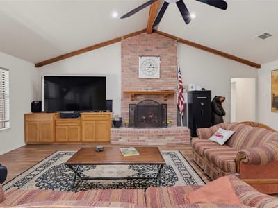 Property photo 3 at 1223 Old Homestead - 2 bed 2 bath home