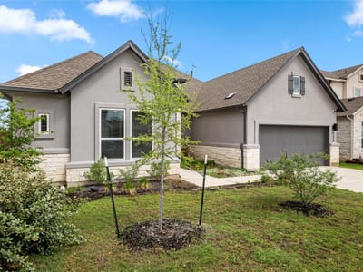 Living area at 123 Lake Charlotte Creek DR - 4 bed 3 bath home
