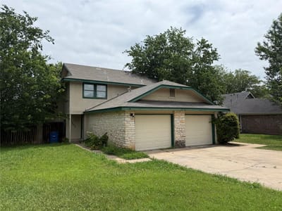 Property photo 3 at 12307 Deer Falls Dr - HUNTERS CHASE 3, Austin, TX