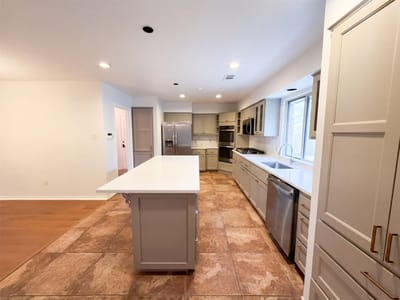 Photo 2 of 28 at 12309 Indian Mound DR - 4 bed 2 bath home