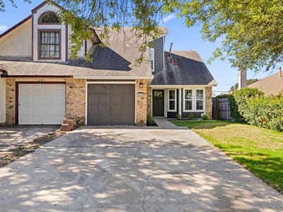 Photo 2 of 35 at 1231 Orchard Park CIR - 3 bed 2 bath home