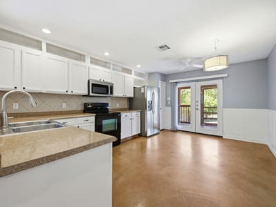 Photo 3 of 40 at 12312 Granton CV - 4 bed 2 bath home