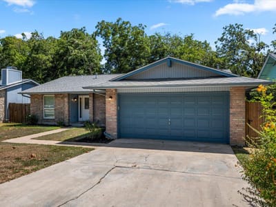 Property photo 2 at 12313 Double Tree LN - 3 bed 2 bath home