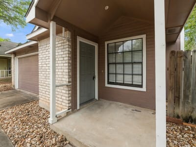 Photo 3 - 12323 Emery Oaks RD Photo 3 of 28 at 12323 Emery Oaks RD - 2 bed 1 bath home