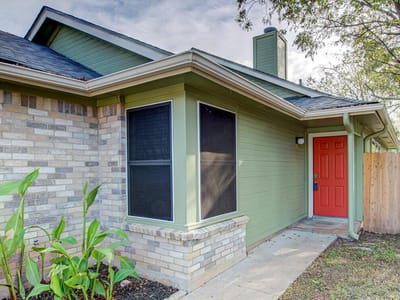 Kitchen at 12323 Tomanet TRL - 2 bed 2 bath home