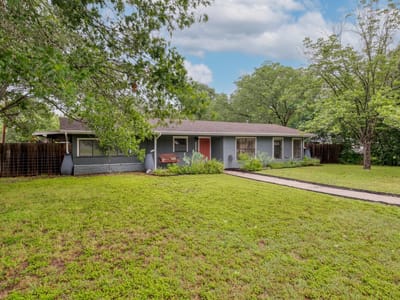 Primary bedroom at 1233 Orange ST - 4 bed 2 bath home
