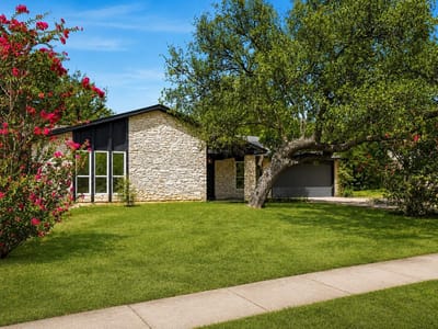 Photo 2 of 28 at 12332 Deerbrook TRL - 4 bed 2 bath home