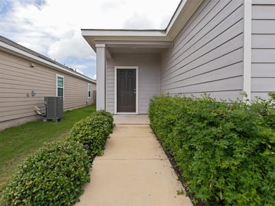 Property photo 3 at 124 Bracken LN - 3 bed 2 bath home
