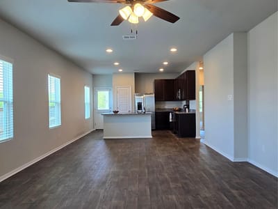 Property photo 2 at 124 Edward R Gaytan ST - 3 bed 2 bath home