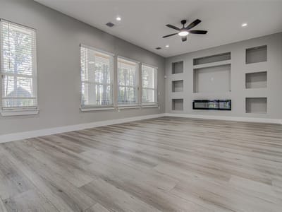 Property photo 5 at 124 Feather Grass LN - 3 bed 2 bath home