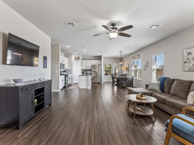 Photo 2 of 38 at 124 Moravia RD - 4 bed 3 bath home