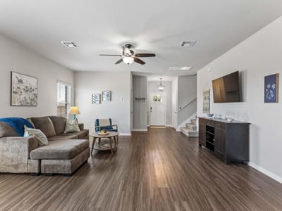 Photo 3 of 38 at 124 Moravia RD - 4 bed 3 bath home