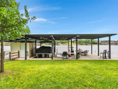 Primary bedroom at 124 Riverbend Lane - 4 bed 4 bath home