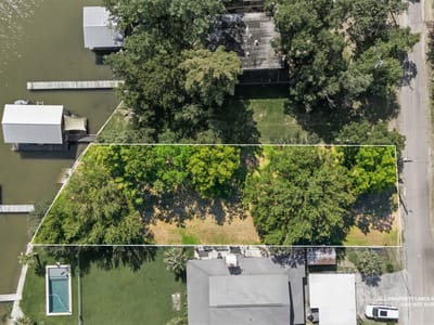 Property photo 3 at 124 S Shorewood DR - Tanglewood, Granite Shoals, TX