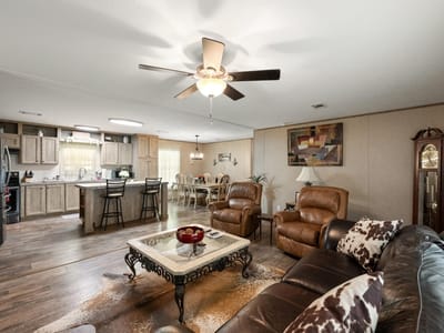 Property photo 3 at 7092 FM 621 - 4 bed 2 bath home