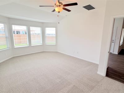 Photo 3 of 6 at 124 Windfall TRL - 4 bed 2 bath home