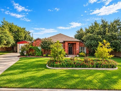 Photo 4 - 124 Wyatt Earp LOOP Photo 4 of 40 at 124 Wyatt Earp LOOP - 4 bed 3 bath home