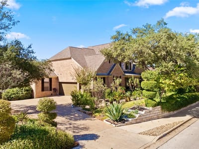 Photo 3 of 40 at 12409 Capella TRL - 5 bed 4 bath home