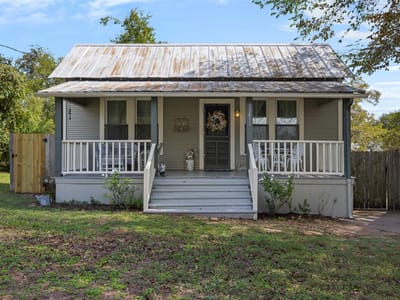 Photo 2 of 22 at 12411 E Texas ST - 2 bed 2 bath home
