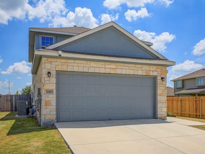 Living area at 12413 Ostrich TRL - 3 bed 2 bath home