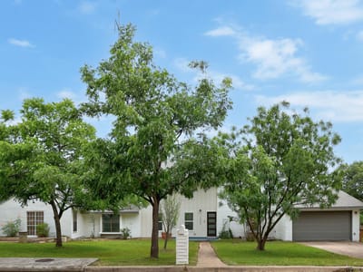 Property photo 2 at 12422 Deer TRAK - 4 bed 2 bath home