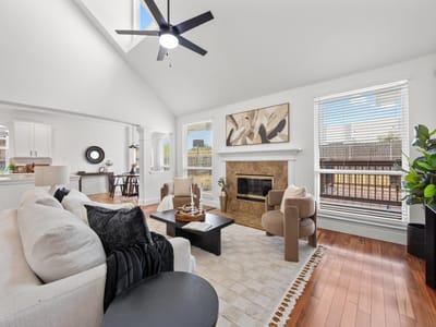 Property photo 2 at 1245 Lacey Oak LOOP - 4 bed 2 bath home