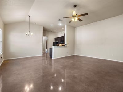 Primary bedroom at 125-127 Joanne Cv - Samuels Court 725, New Braunfels, TX