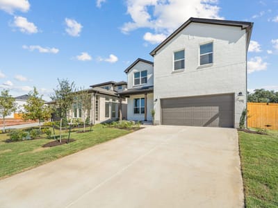 Living area at 125 Adlai Ave - 4 bed 2 bath home