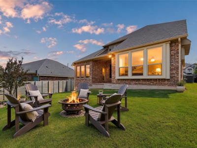 Living area at 125 Indian Paintbrush TRL - 4 bed 3 bath home