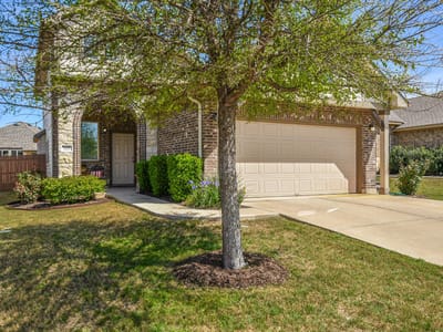 Living area at 125 Lasino DR - 3 bed 2 bath home