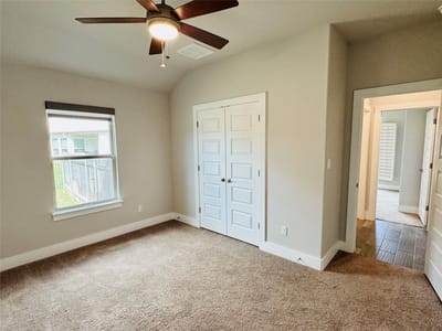 Bathroom at 125 Millsaps CT - 3 bed 2 bath home