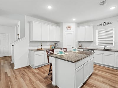 Kitchen - 125 Shenandoah Dr Kitchen at 125 Shenandoah Dr - 3 bed 2 bath home