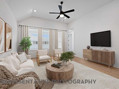Property photo 3 at 125 Three Oaks LN - 4 bed 3 bath home
