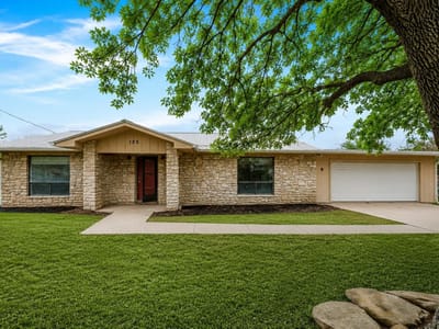 Primary bedroom at 125 Winding WAY - 2 bed 2 bath home
