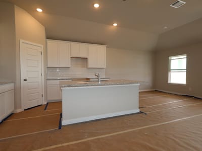 Property photo 5 at 12500 Setting Peak LN - 4 bed 2 bath home