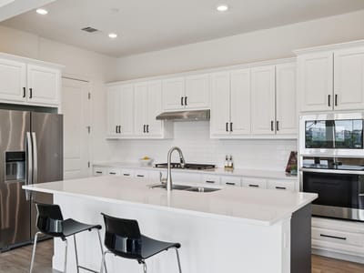 Living area at 12500 Simmental DR - 5 bed 2 bath home