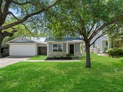Living area at 12517 Briarcreek LOOP - 3 bed 2 bath home