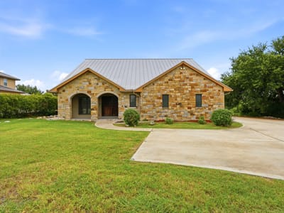 Living area at 1252 Merlot - 3 bed 3 bath home